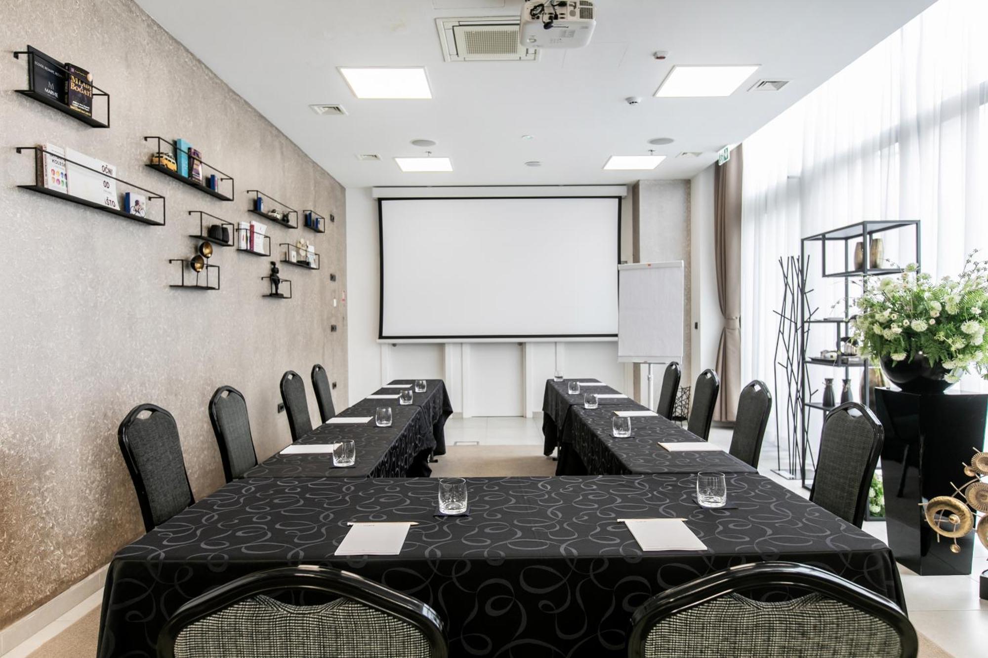 ספליט Marvie Hotel & Health מראה חיצוני תמונה